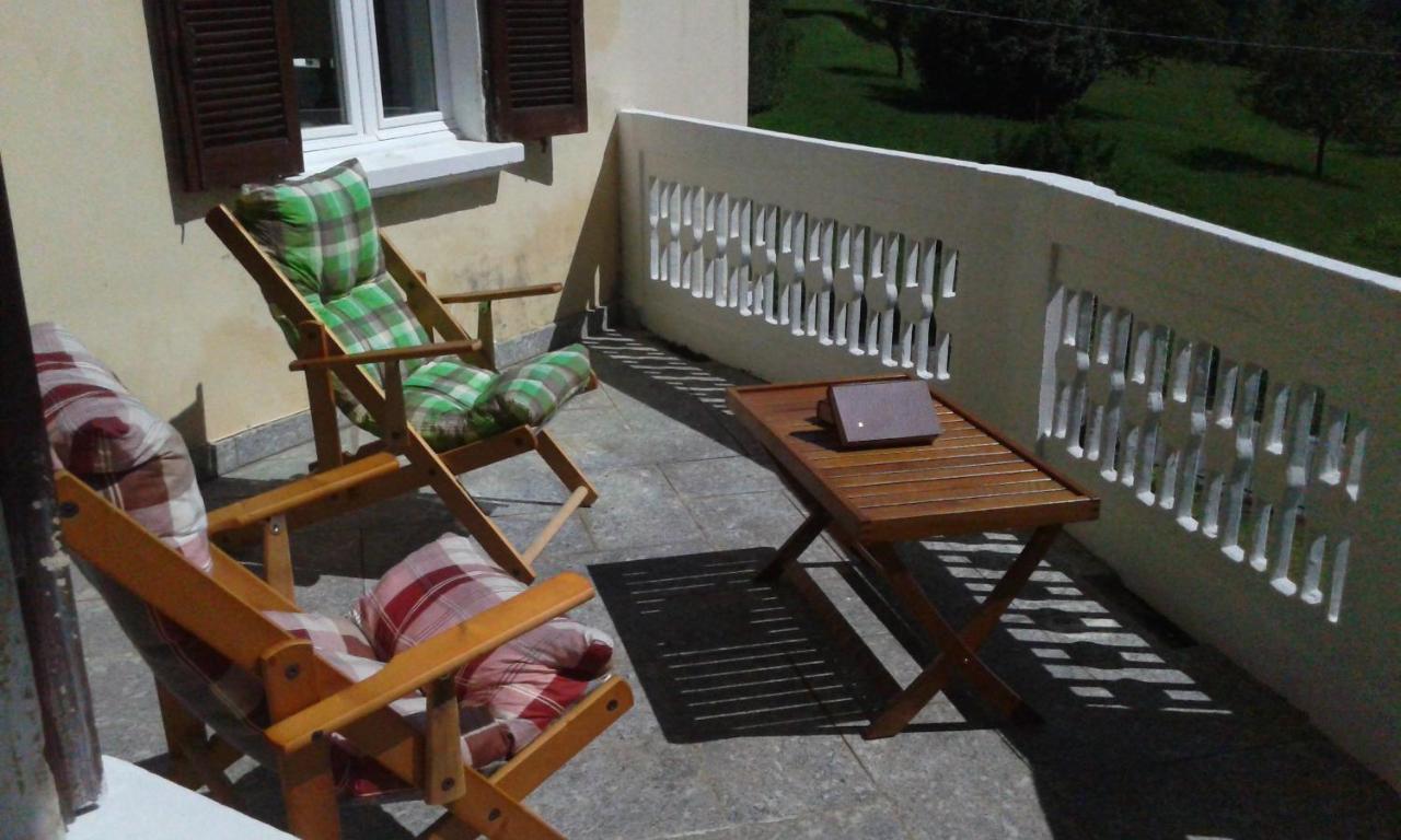 Swanlake Rooms Nebbiuno Екстериор снимка